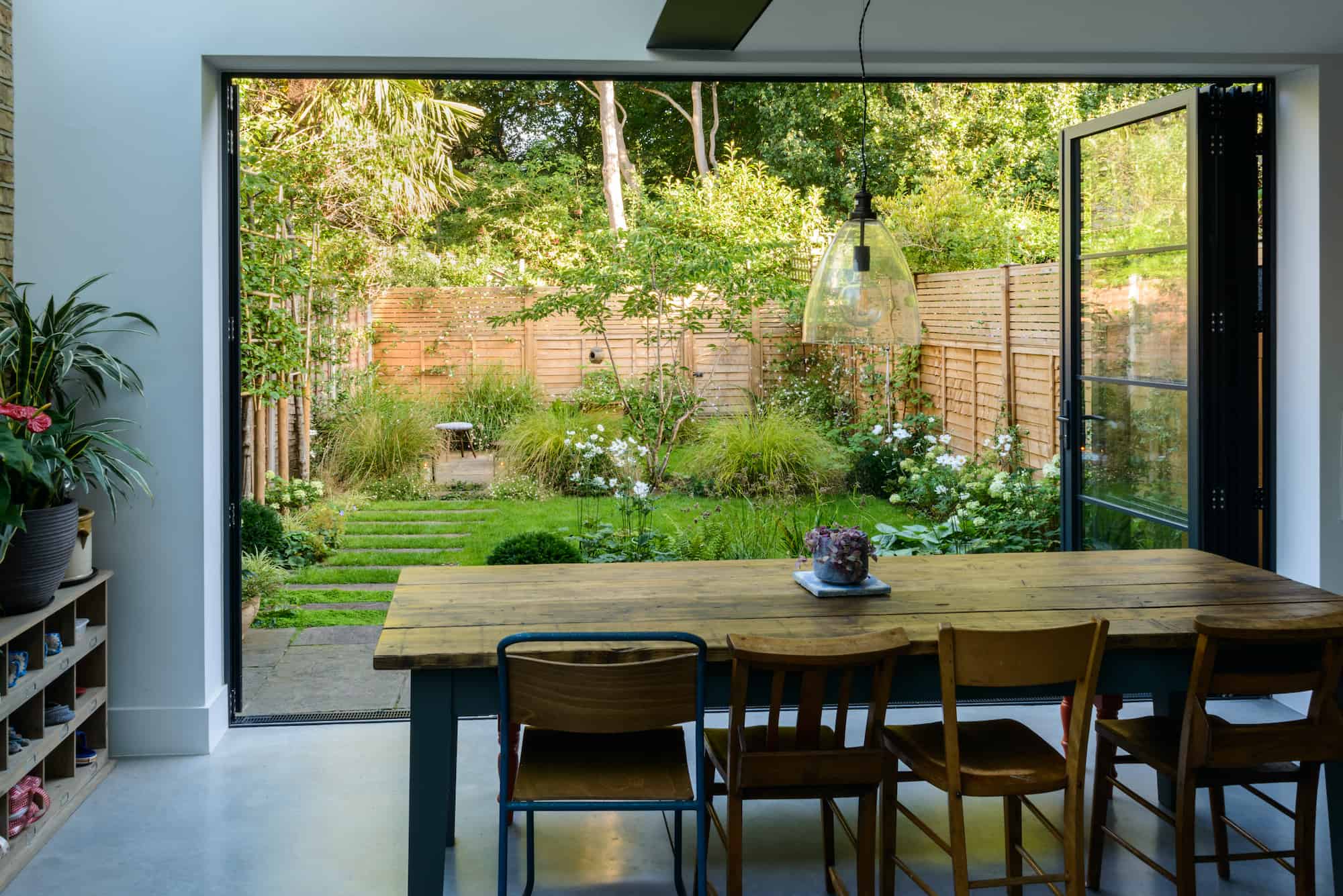 Transformation of the garden to a lush space