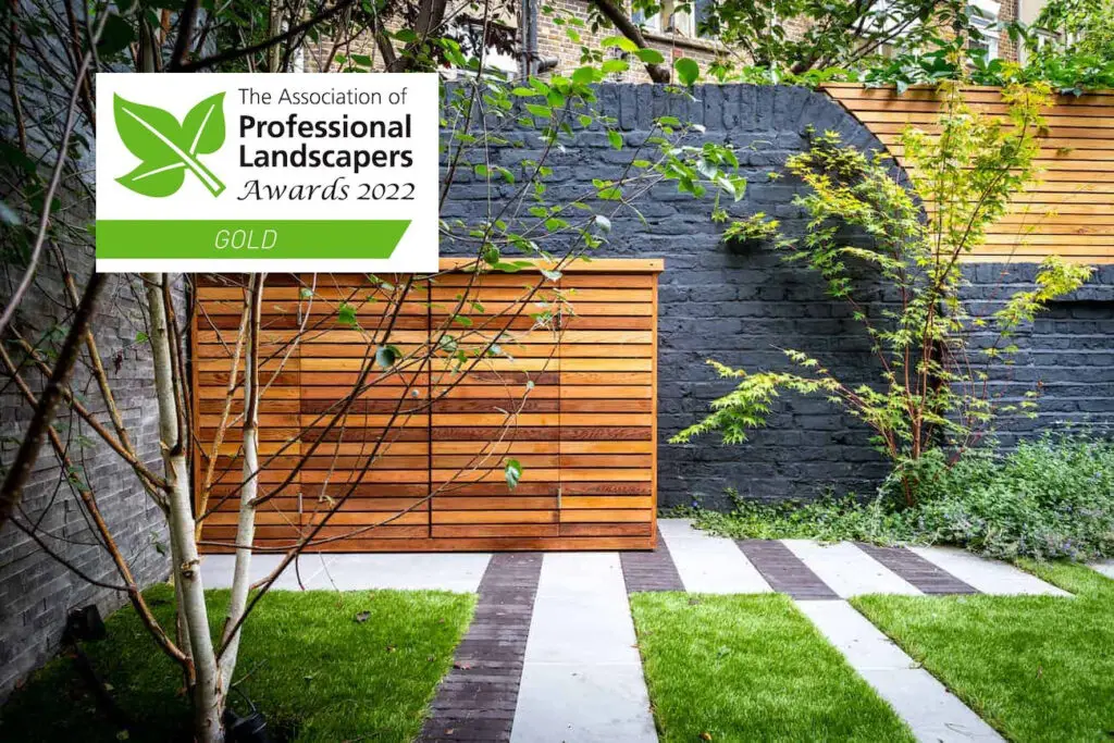 garden-build-ware-hertfordshire-apl-gold-award